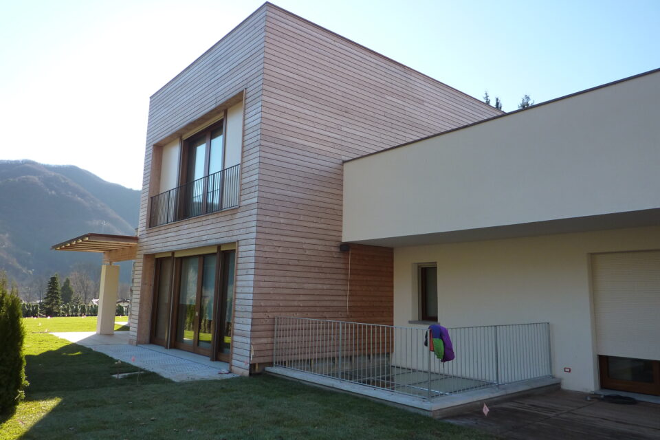 Immagine per Villa in legno a Borgosesia - 2