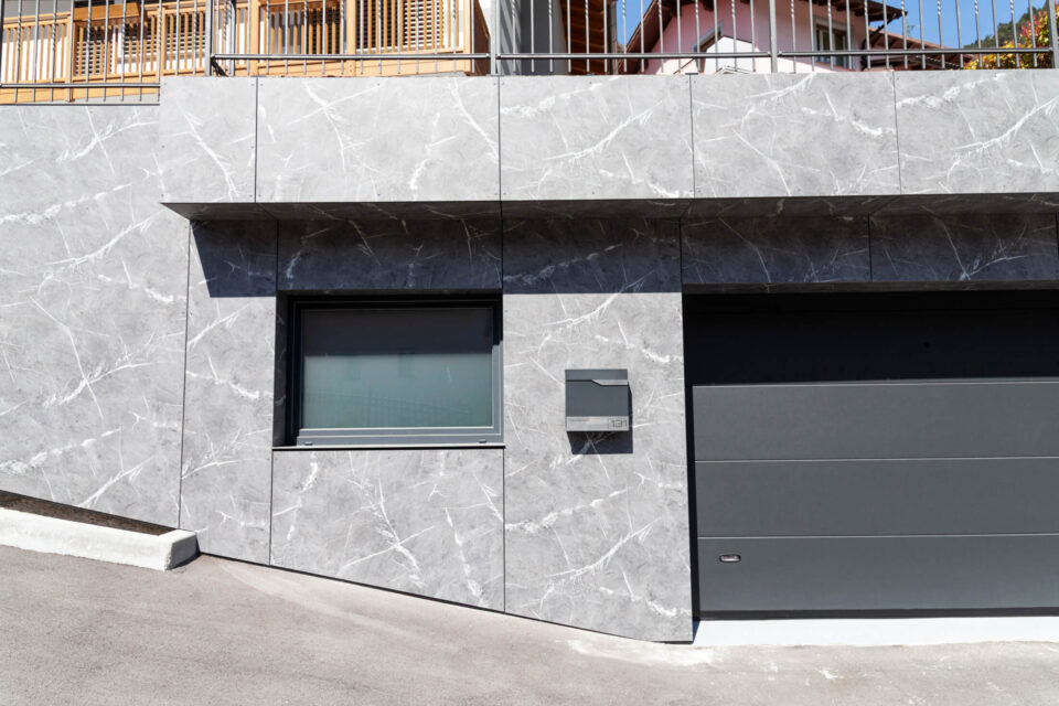 Rivestimento parete in HPL